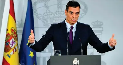  ??  ?? L’annuncio Pedro Sánchez, 46 anni, ieri ha annunciato la data delle elezioni anticipate. Si era insediato al governo il 2 giugno scorso (Afp)