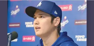  ?? FE ?? Shohei Ohtani durante la rueda de prensa que apenas duró 12 minutos.