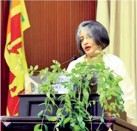  ??  ?? Maithree Wickramasi­nghe speaking at the launch
