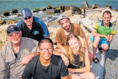  ?? Photo / Paul Taylor ?? From left: Tim Carrington, Kerry Butcher, Stanislav Necesal, Alena Pendlova, and Michael Schimanski with Yusuke Sugiyama (front).