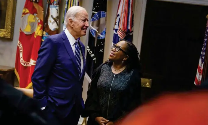  ?? Photograph: Mandel Ngan/AFP/Getty Images ?? Ketanji Brown Jackson with Joe Biden in the Roosevelt Room of the White House on Thursday.