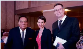  ??  ?? (L-R) Atty. Bert Bravo, Ambassador Jana Sediva of Embassy of Czech Republic and Mr. Jan Vleck.