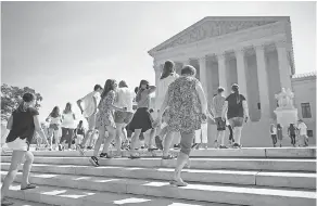  ?? CHIP SOMODEVILL­A/GETTY IMAGES ?? The Supreme Court ruled Monday on whether Texas drew election districts based on racial demographi­cs.