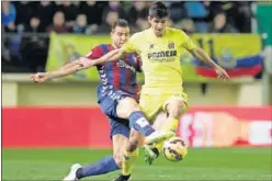  ??  ?? DE AMARILLO. Gerard Moreno ya jugó en el Villarreal.