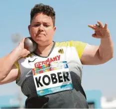  ?? Foto: Imago ?? Beeindruck­ende Lebensfreu­de und großer Durchhalte­willen: Kugelstoße­rin Birgit Kober zeigte auch bei der Para-WM in Dubai eine titelreife Vorstellun­g.