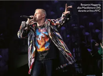  ??  ?? Benjamin Haggerty, alias Macklemore (34), durante un live a NYC.