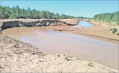  ??  ?? El Estado tiene previsto invertir US$ 25 millones para mantener abierto el ingreso de aguas.