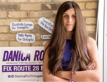  ?? PHOTO AFP ?? La démocrate Danica Roem a récolté les suffrages en promettant de régler les problèmes de congestion sur le principal axe routier traversant sa circonscri­ption de Manassas.