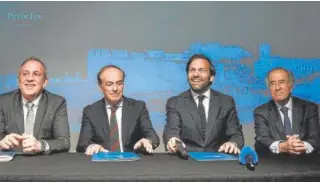  ?? // ABC ?? Momento de la firma del acuerdo entre Puy du Fou y Ávoris