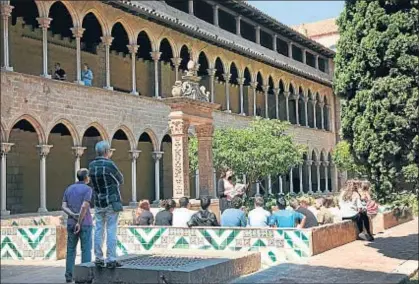  ?? MANÉ ESPINOSA ?? El monasterio de Pedralbes, una de las mayores riquezas patrimonia­les del distrito de Les Corts