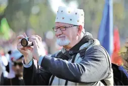  ?? HUANG DAXIANG / FOR CHINA DAILY ?? Corrado Politi attends a tourism festival in Dehong, Yunnan province.