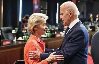  ?? ?? La presidenta de la Comisión Europea, Ursula von der Leyen, y el presidente de EEUU, Joe Biden.