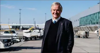  ??  ?? Bjørn Kjos i Københavns Lufthavn, da han stadig var direktør for Norwegian. Arkivfoto: Gregers Tycho