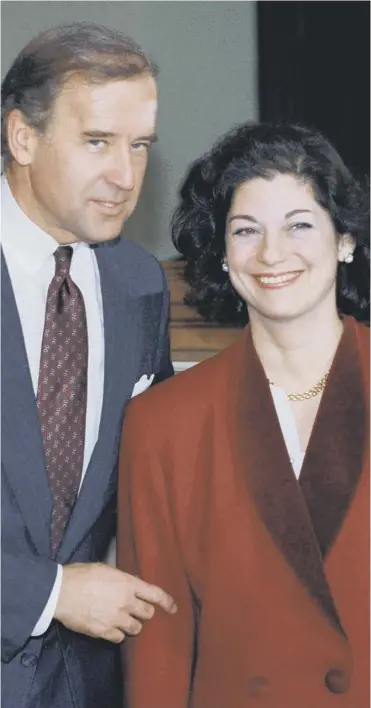  ??  ?? 0 Joe Biden with Attorney General-designate Zoe Baird in a picture taken in 1993 which has been circulated widely on social media falsely claiming it shows Biden with Tara Reade