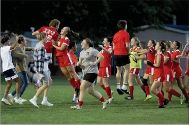  ?? PILOT PHOTO/RUDY MARQUEZ ?? Plymouth players and fans celebrate the win over Culver Academy.