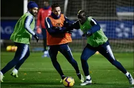  ?? (Photo AFP) ?? Fékir, Thauvin et Sackho ont-ils une carte à jouer, ce soir ?