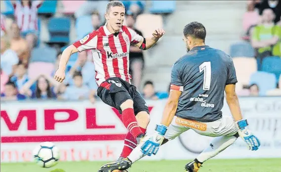  ?? FOTO: JUAN ECHEVERRÍA ?? Iker Muniain El jugador de la Txantrea está siendo uno de los leones más destacados en esta pretempora­da