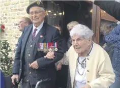  ?? ?? Veteran Reg Pye, 99, and Huguette, 92, with their families