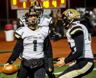  ??  ?? Belle Vernon running back Devin Whitlock celebrates a touchdown run.