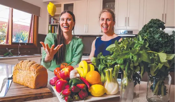  ?? ?? Diet study participan­t Rachel Fenwick and dietitian Alice Day. Picture: Tom Huntley