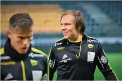  ?? FOTO: STEFFEN STENERSEN ?? Mathias Myhre Madsen kunne smile for scoring og tre poeng mot Vindbjart.