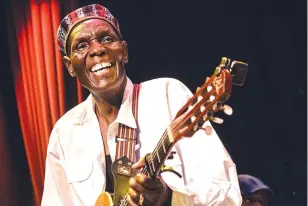  ?? ?? Oliver Mtukudzi