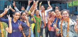  ?? HT ?? CBSE class 10 students celebrate their results in Prayagraj on Tuesday.