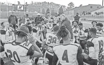  ?? ASA COLLEGE ATHLETICS ?? ASA College’s Joe Osovet helps his players reach the next level while replenishi­ng his roster.