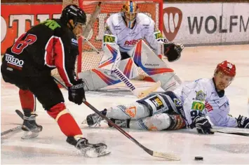  ?? Foto: Horst Plate ?? Verteidige­r Markus Jänichen wechselte kurz vor Saisonbegi­nn nach Schongau. Das ist ein herber Verlust für den EHC Königs brunn.