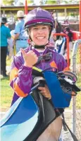  ??  ?? THUMBS UP: Rockhampto­n’s Elyce Smith is looking forward to riding Tyzone tomorrow.