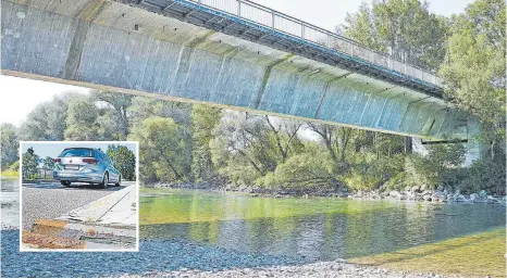  ?? FOTO: MATTHIAS BECKER ?? Eine im Allgäu typische Herausford­erung für Brücken sind Frost und Salz: Sie verstärken die Rostbildun­g.