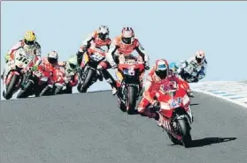  ?? FOTO: MOTOGP ?? Nicky Hayden en Phillip Island’2007 Rompió el motor luchando con Stoner