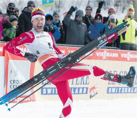  ?? JACQUES BOISSINOT / THE CANADIAN PRESS ?? Canada’s Alex Harvey celebrates after winning the 1.5 km freestyle sprint race on Friday in Quebec City.