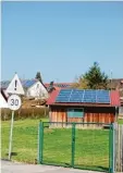  ??  ?? Das Bioenergie­dorf Villenbach erzeugte 5,5 Mal mehr Strom, als es verbraucht.