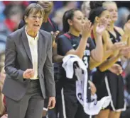  ?? David Dermer / Associated Press 2017 ?? Tara VanDerveer’s team enters Thursday’s game against Cal on a six-game winning streak.