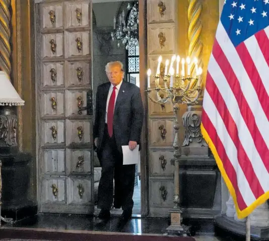  ?? WILFREDO LEE (AP/LAPRESSE) ?? Donald Trump, en una conferenci­a de prensa en Mar-a-Lago in Palm Beach (Florida), el viernes.