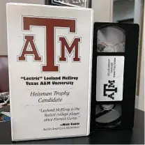  ?? Brad Marquardt / Texas A&M Athletics ?? Heisman hype campaigns, such as this one for Leeland McElroy in 1995, are mostly relics these days thanks to social media.