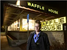  ?? ANDY CROSS — THE DENVER POST ?? Samantha Ramirez stands in front of the Waffle House she works at before her shift Wednesday in Parker. Ramirez received a $ 1,000 tip from Broncos safety Justin Simmons last month.