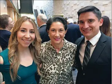  ?? MICHAEL BARNES/AMERICAN-STATESMAN PHOTOS ?? Leslie Montoya, Maria Farahani and Ernesto Rios at a University of Texas dinner for the Benson Latin American Collection.