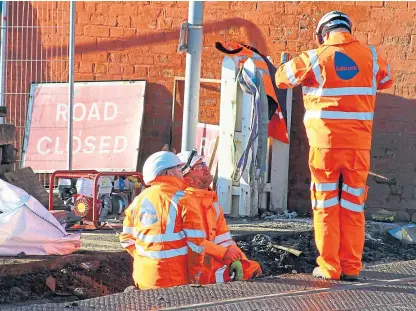  ?? Picture: Gareth Jennings. ?? Network Rail engineers have started work to improve the Angus crossing.