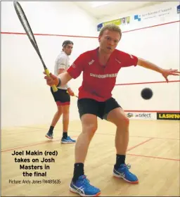  ?? Picture: Andy Jones FM4815635 ?? Joel Makin (red) takes on Josh Masters in the final
