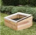  ?? DONNA GRIFFITH/RAISED BED REVOLUTION ?? An old window can be used to create a cold frame, which will extend your growing season.