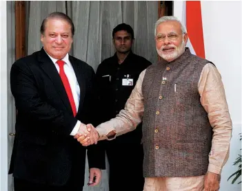  ?? PHOTOGRAPH: PIB ?? A file photograph of Prime Minister Narendra Modi with the
Prime Minister of Pakistan Nawaz Sharif