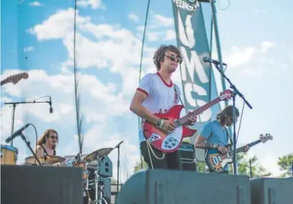  ?? Photos by Matthew Whalen, Special to The Denver Post ?? Denver psych rock outfit Flaural performs at the 2016 Undergroun­d Music Showcase. The band will play 3 Kings Tavern early in the morning on July 30.