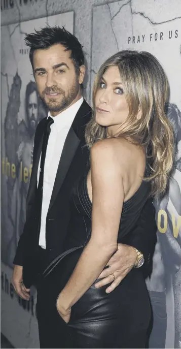  ??  ?? Jennifer Aniston and Justin Theroux are ‘best friends who have decided to part as a couple’