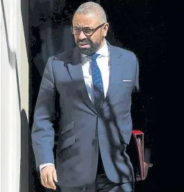  ?? AP ?? Anuncio. El ministro de Interior, James Cleverly, en Londres.