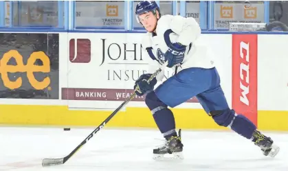  ?? DAVE KALLMANN / MILWAUKEE JOURNAL SENTINEL ?? Tyler Moy has always been a critical thinker, but Admirals coach Dean Evason says relying on his instincts more will help Moy improve and adapt to the higher level of the pro game.