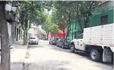  ??  ?? Habitantes de la colonia Ampliación Asturias, en la delegación Cuauhtémoc, dicen que ahí los robos son una constante y no se ha reforzado la vigilancia.