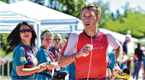  ?? Foto: Imago ?? In Roth absolviert­e der Australier Cameron Wurf den zweiten Ironman innerhalb einer Woche. Er wurde in einem starken Feld Fünfter. Zuvor hatte er in Nizza den dritten Platz belegt.