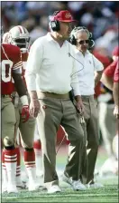  ?? AL MESSERSCHM­IDT — THE ASSOCIATED PRESS ARCHIVES ?? Former 49ers assistant Bill Mcpherson formed a lasting bond with a columnist.